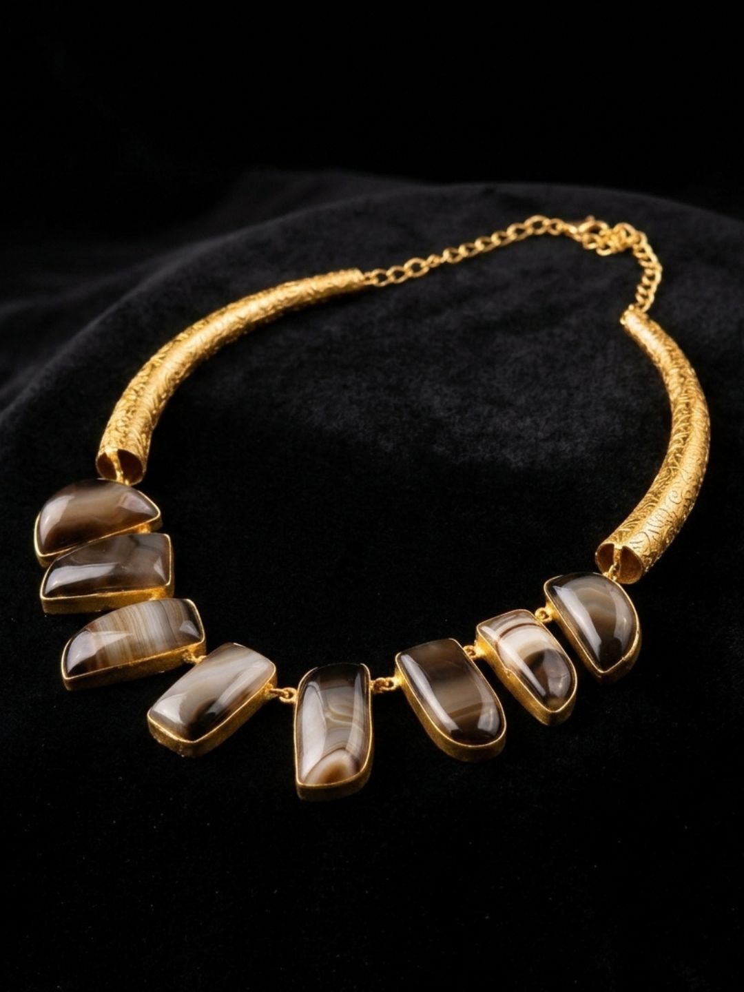 Ishhaara Natural Agate Stone Necklace
