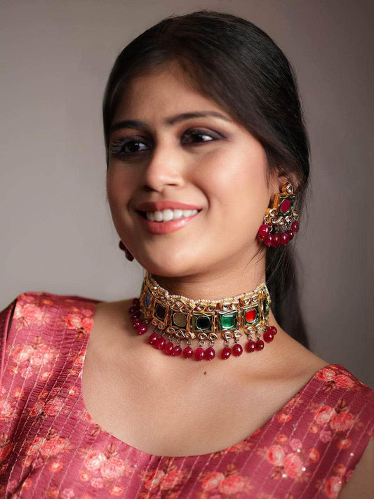 Ishhaara Navratna Choker
