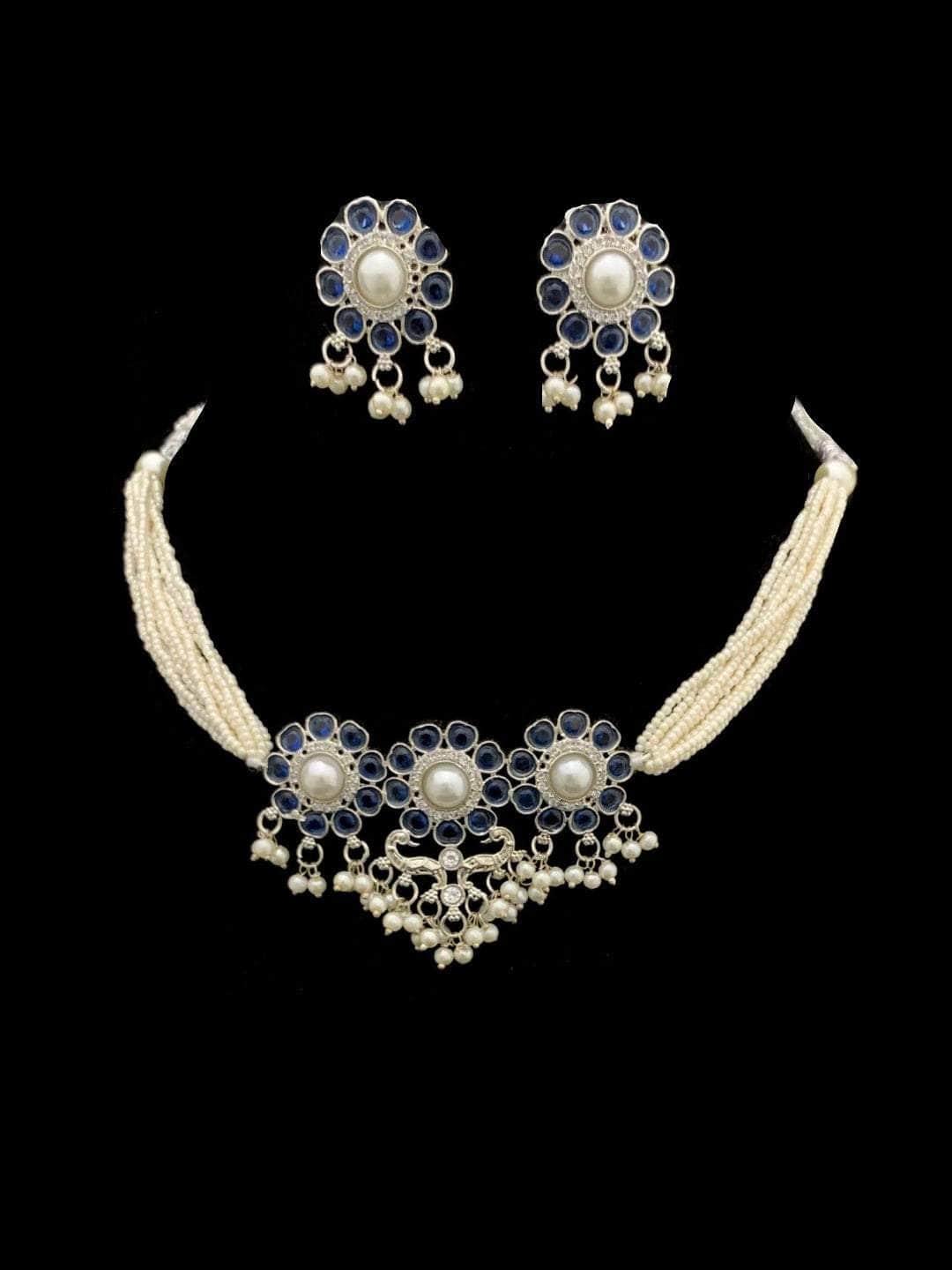 Ishhaara Bar Pearl Choker