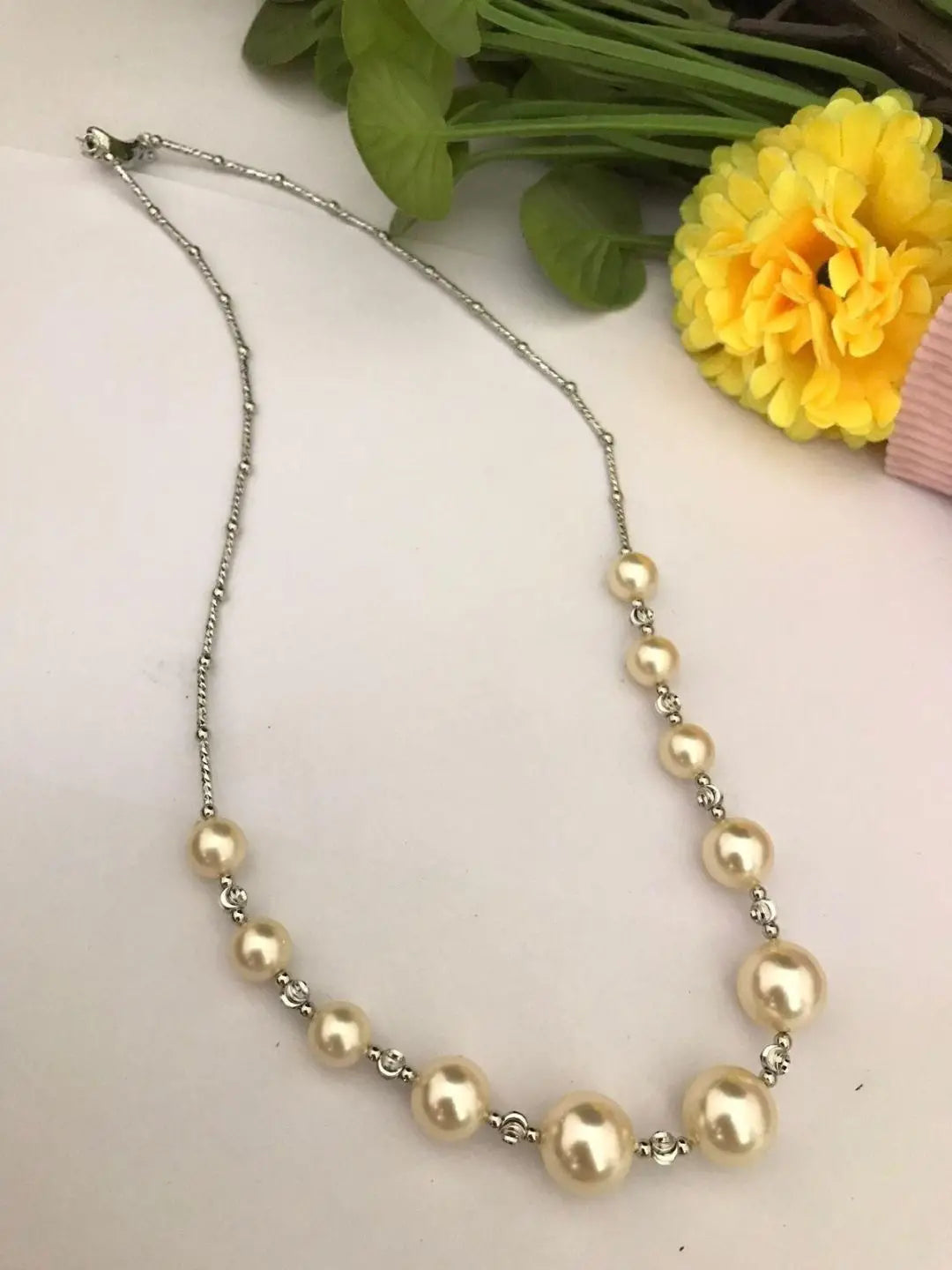 Ishhaara Off White Beaded Contemporary Necklace