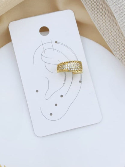Ishhaara One Sided Band Earcuff