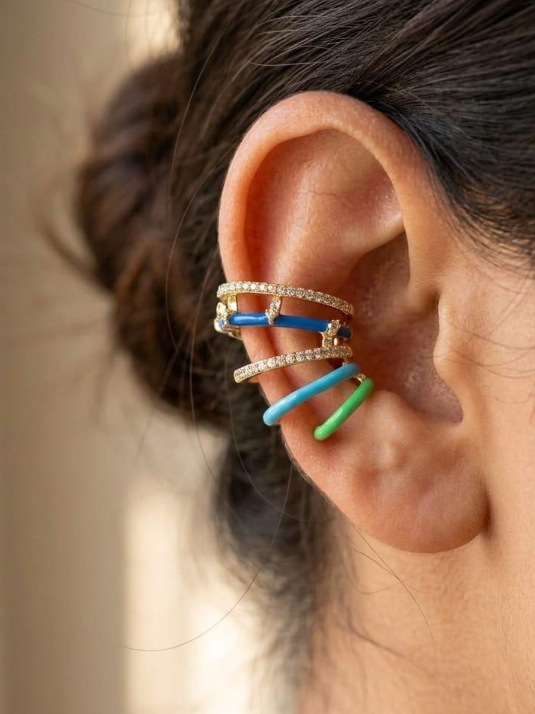 Ishhaara One Sided Enameled Earcuff Earring
