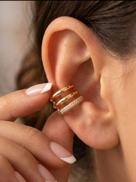 Ishhaara One Sided Sparkle Hoop Earcuff