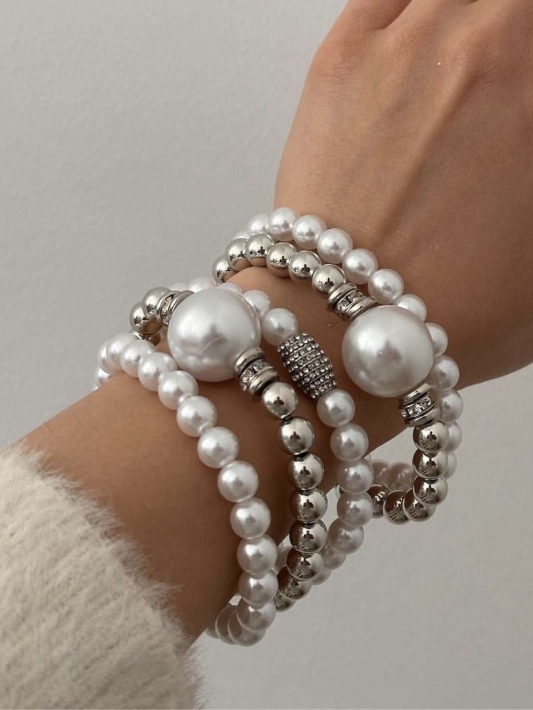 Ishhaara Ophelia Pearl Stack