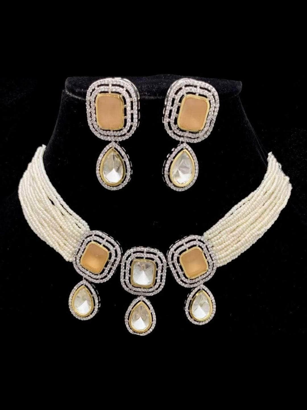 Ishhaara Royal Spot Necklace