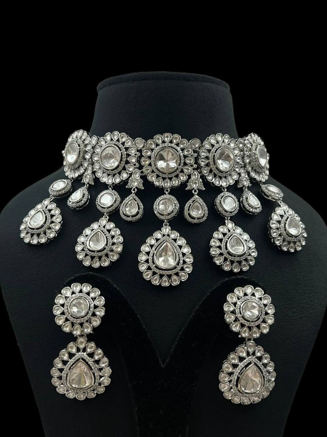 Ishhaara Ornate Delight Polki Necklace Set