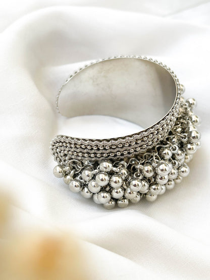 Ishhaara Oxidised German Silver Cuff Bracelet