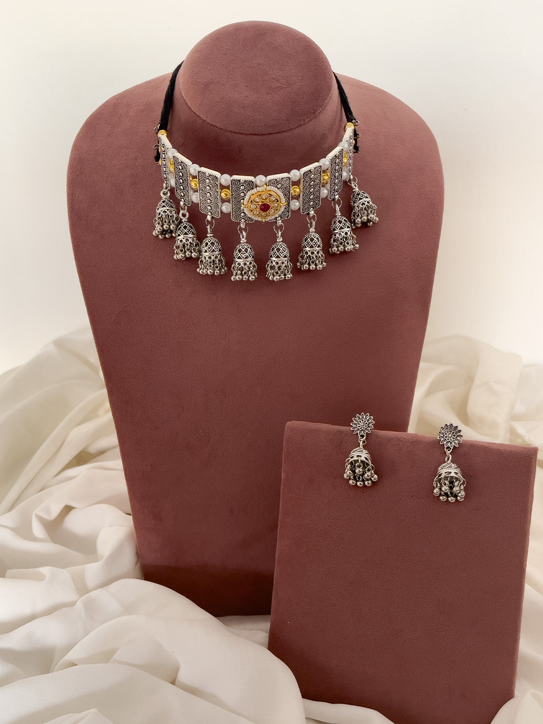 Ishhaara Oxidized Kundan Choker Necklace