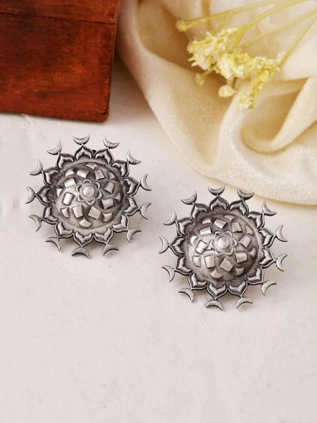 Ishhaara Oxidized Malsya Chakra Stud Earring