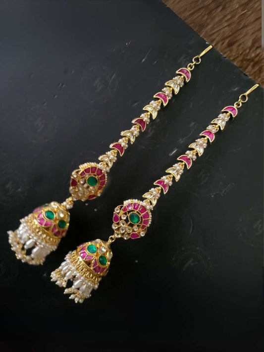 Ishhaara Pacchi Kundan Studded Earrings With Kan Chains