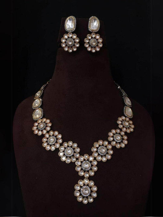 Ishhaara Pachi Kundan Ad Set With Earings