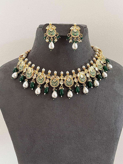 Ishhaara Pachi Kundan Choker And Earrings Set