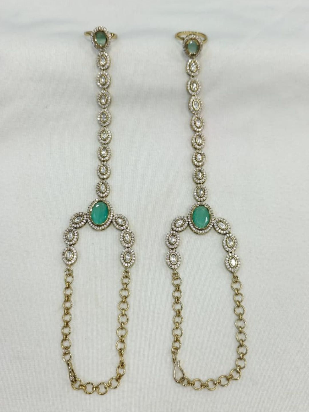 Ishhaara Pastel Colour Moissanite Hathphool
