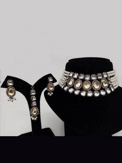 Ishhaara Dual Tonned Ad Kundan Choker And Earring Set