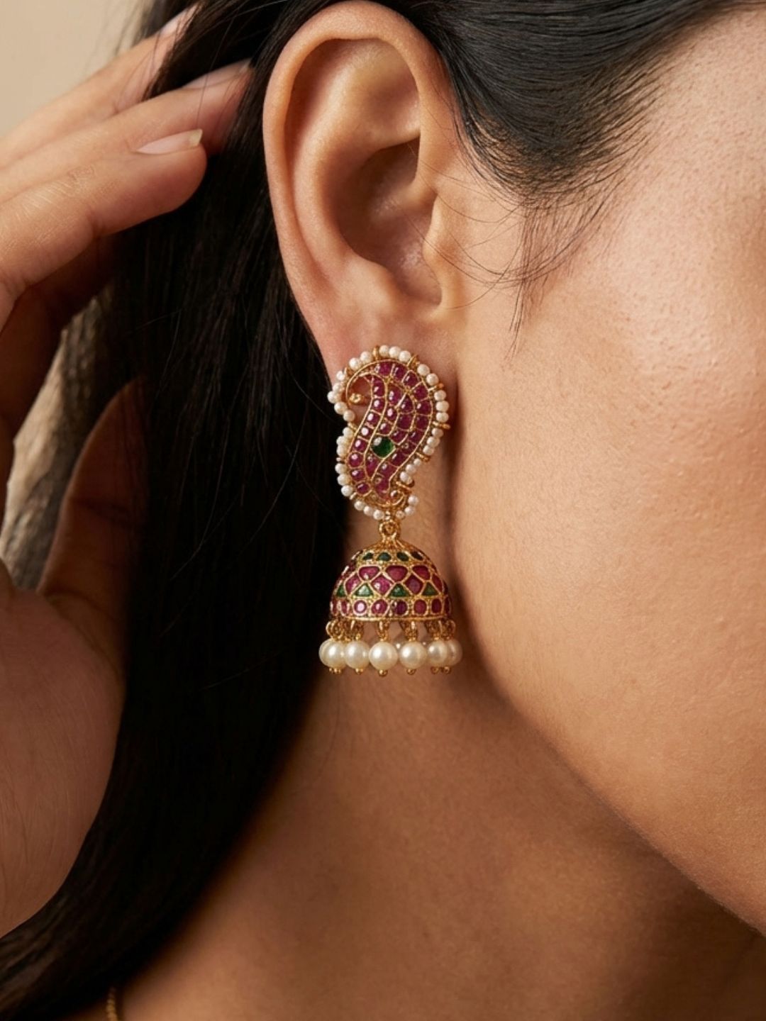 Ishhaara Peacock Kemp Stone Jhumka