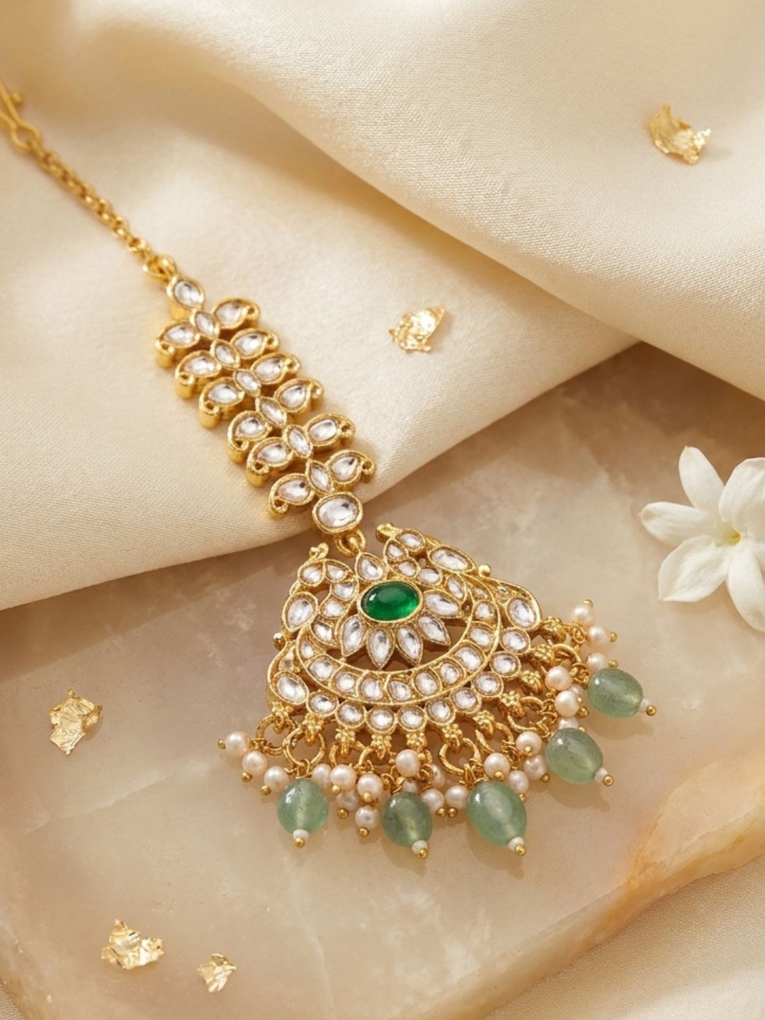 Ishhaara Peacock Shaped Maang Tikka