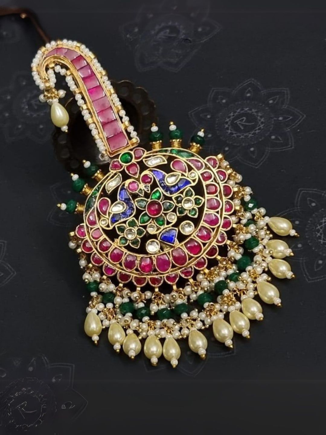 Ishhaara Peacock Shaped Red Coloured Pachi Kundan Kalangi