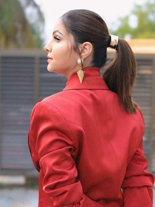 Ishhaara Pear Textured Inverted Triangle Drop Earrings