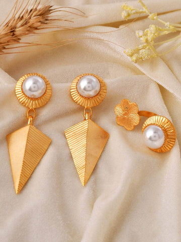 Ishhaara Pear Textured Inverted Triangle Drop Earrings And Ring
