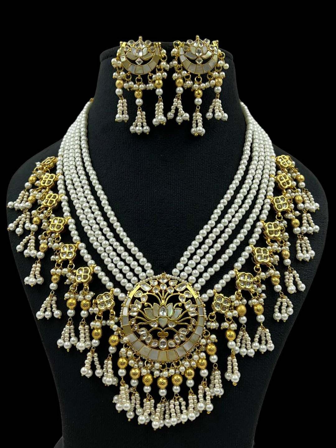 Ishhaara Pearl Beaded Layered Jewellery Set