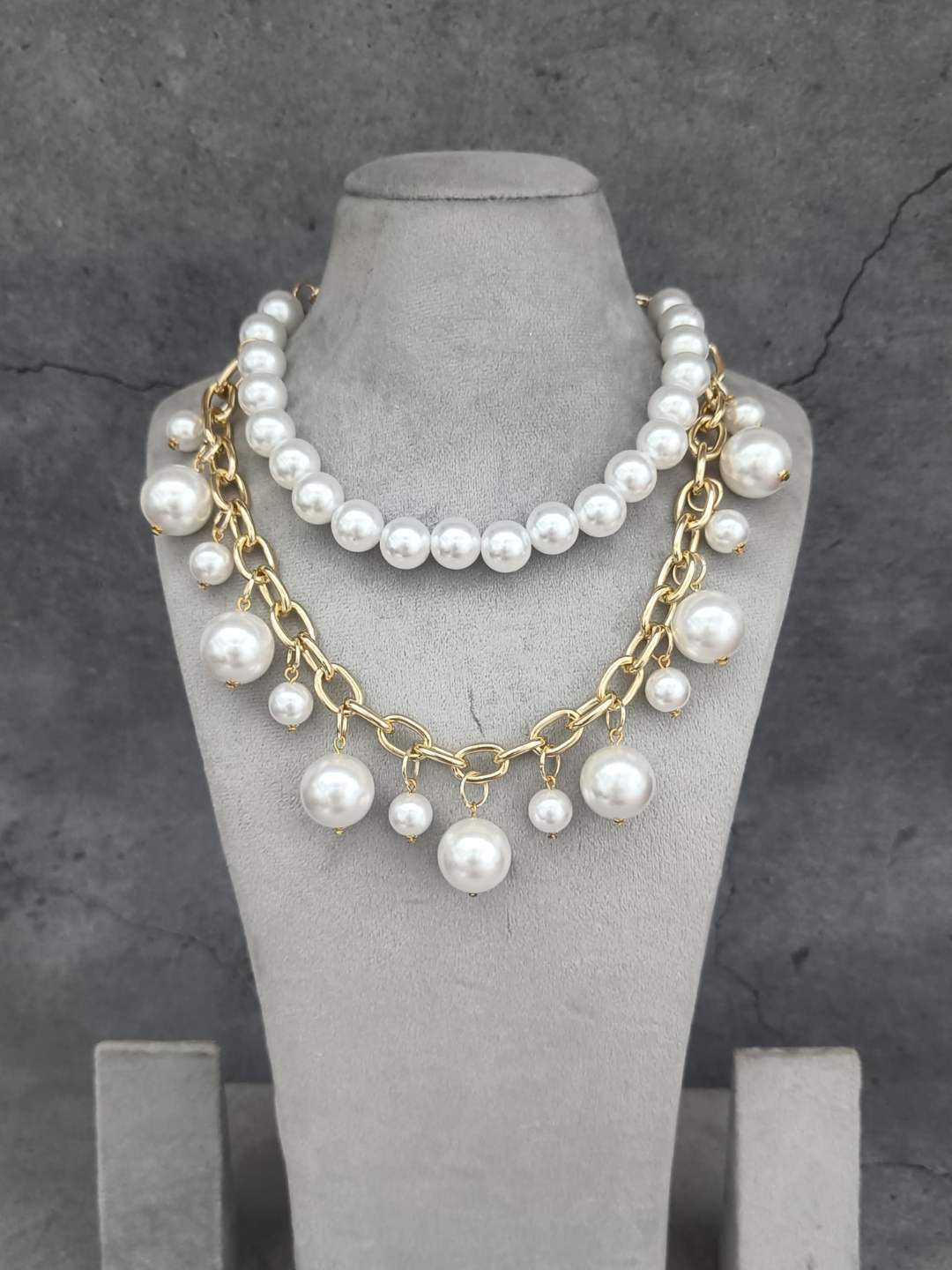 Ishhaara Pearl Layered Necklace