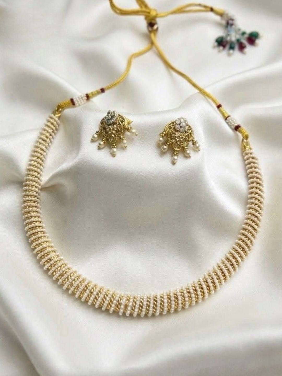 Ishhaara Pearl Lustre Golden Necklace Set