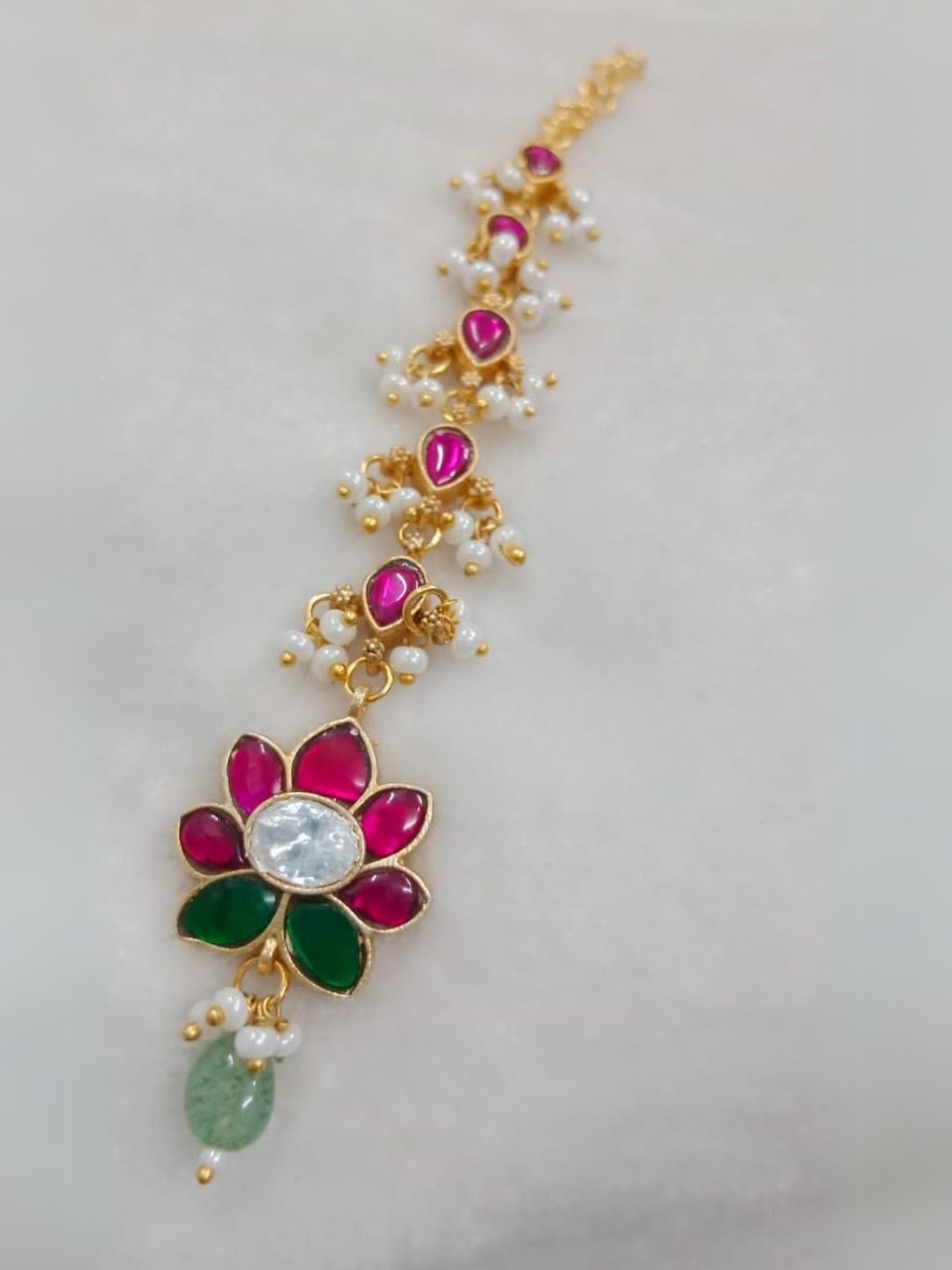 Ishhaara Pearl Maang Tikka