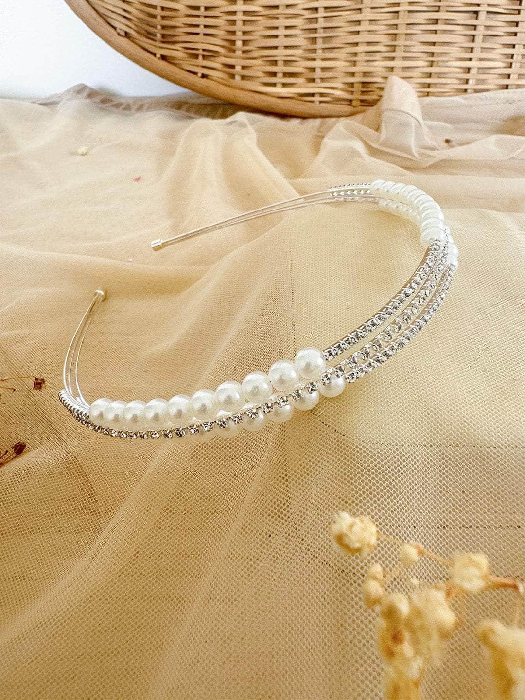 Ishhaara Pearl With Sparkles Hairband