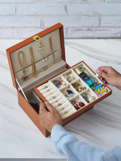Ishhaara Personalised Premium Accessories Box