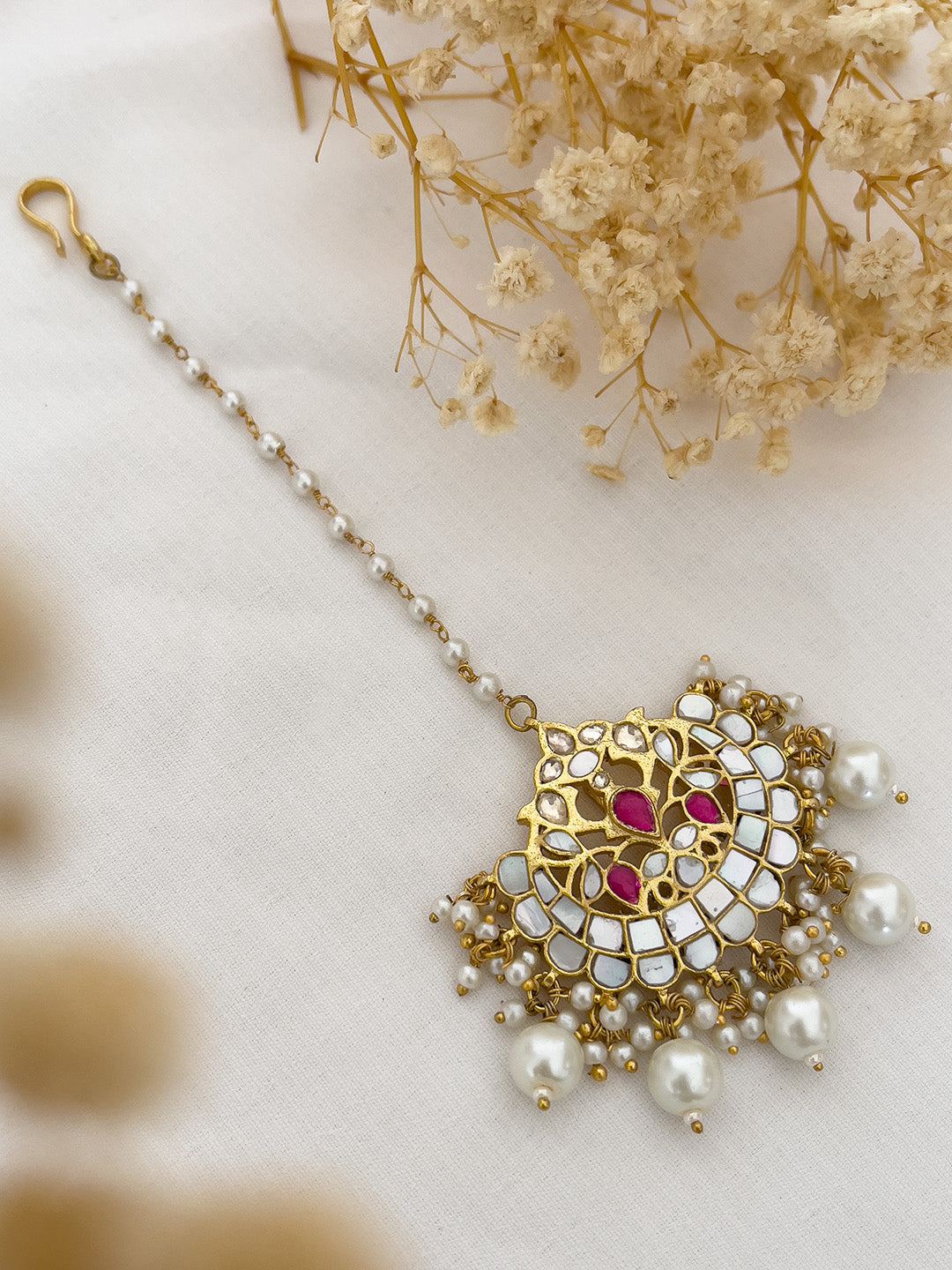 Ishhaara Pink And Off White Kundan Studded Handcrafted Maang Tikka