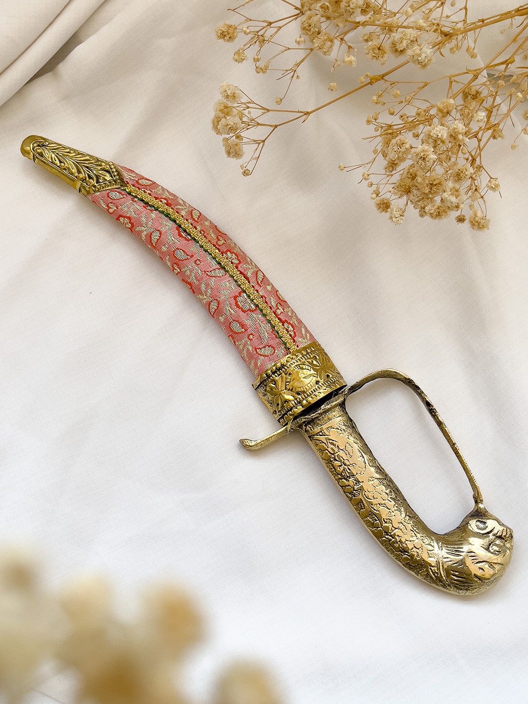 Ishhaara Pink Colored Rajwadi Groom Katar