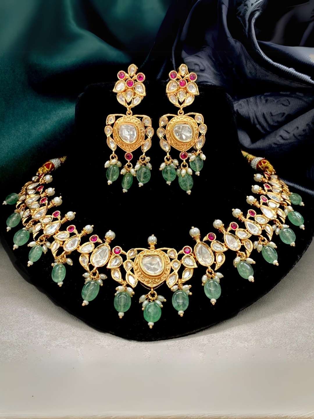 Ishhaara Pink Elegant Victorian Kundan Studded Choker Necklace