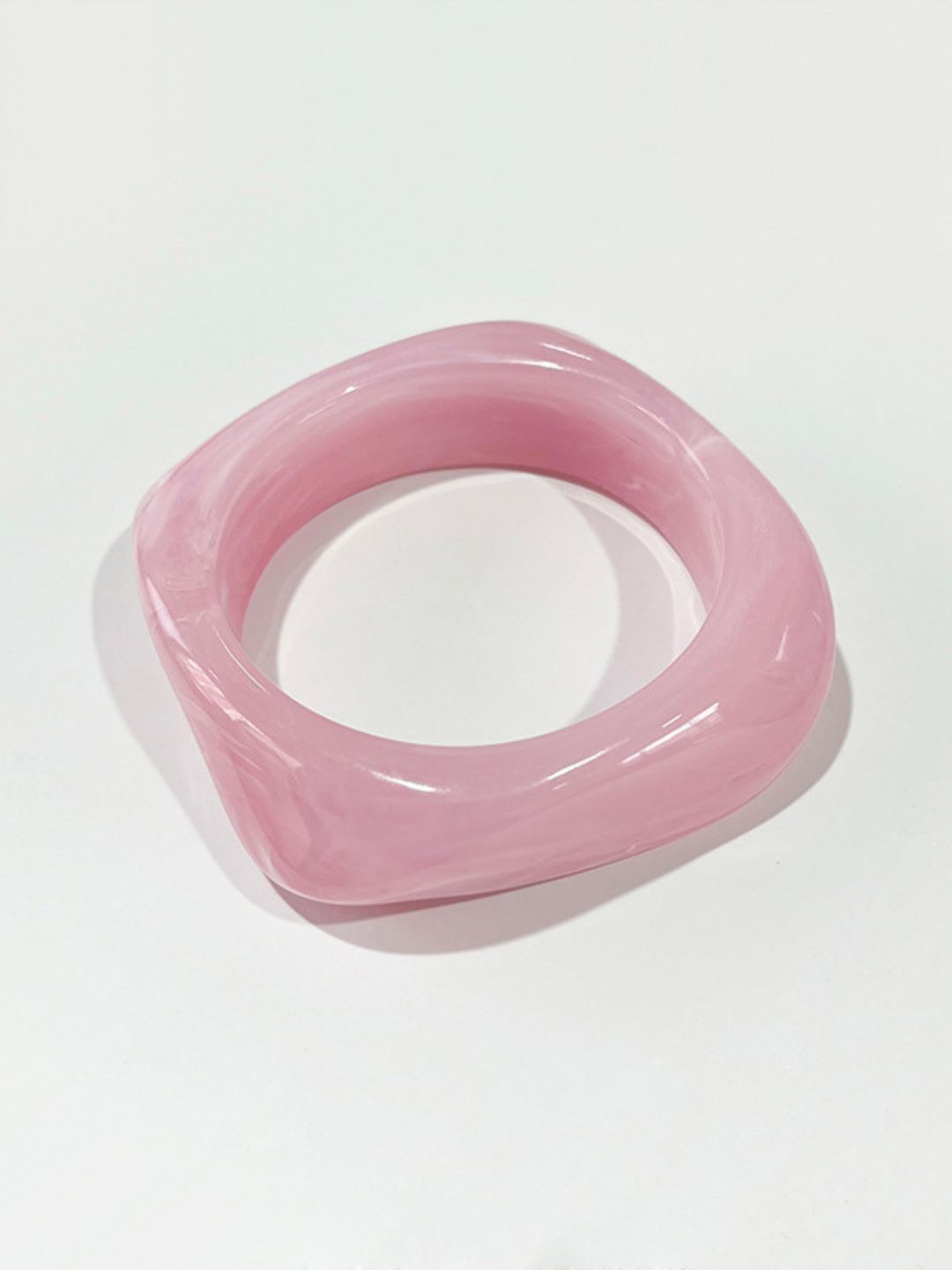 Ishhaara Pink Fashionable And Bold Marble Pattern Acrylic Bracelet