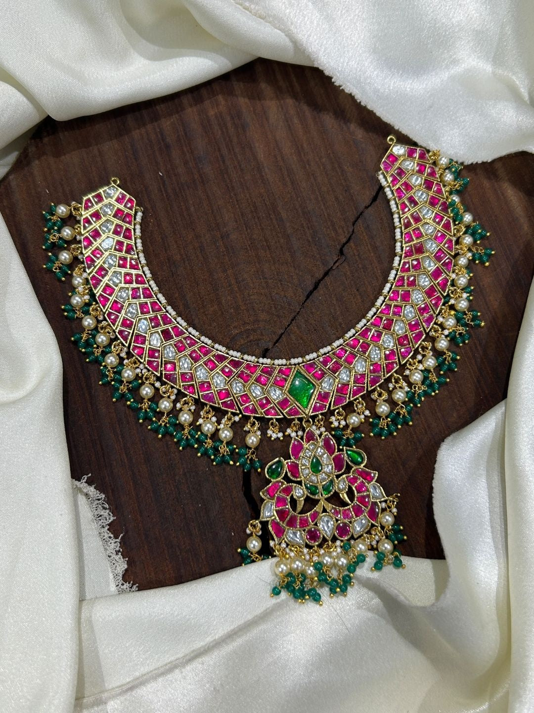 Ishhaara Ruby Emerald Kundan Collar Necklace
