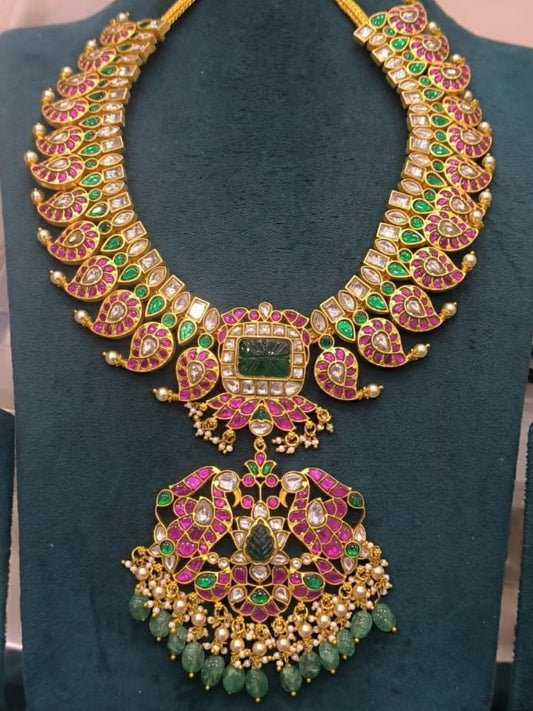 Ishhaara Pink Manga Pendant Necklace Set