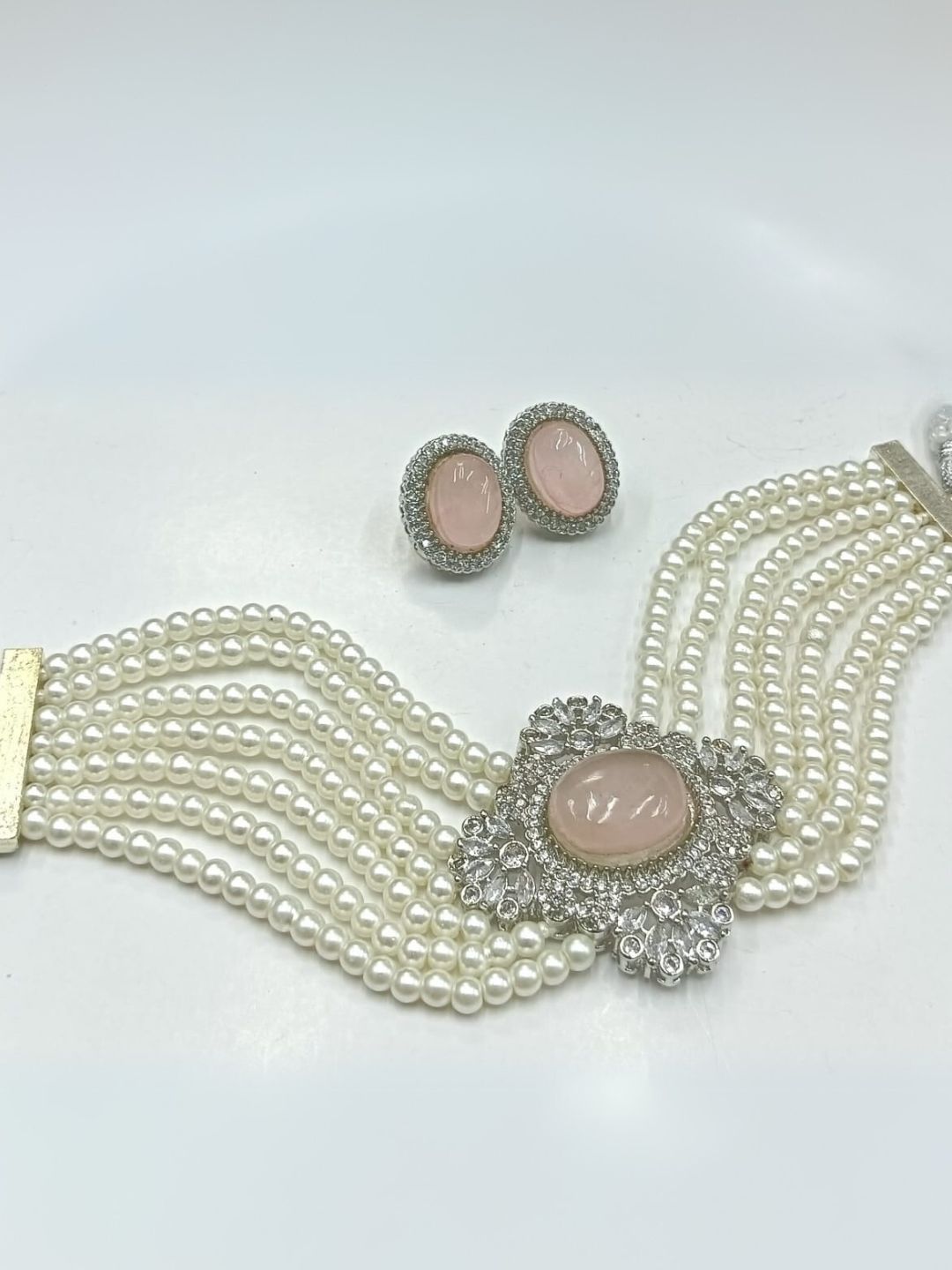 Ishhaara Pink Kareena Kappor Khan Inspired Pearl Choker Necklace