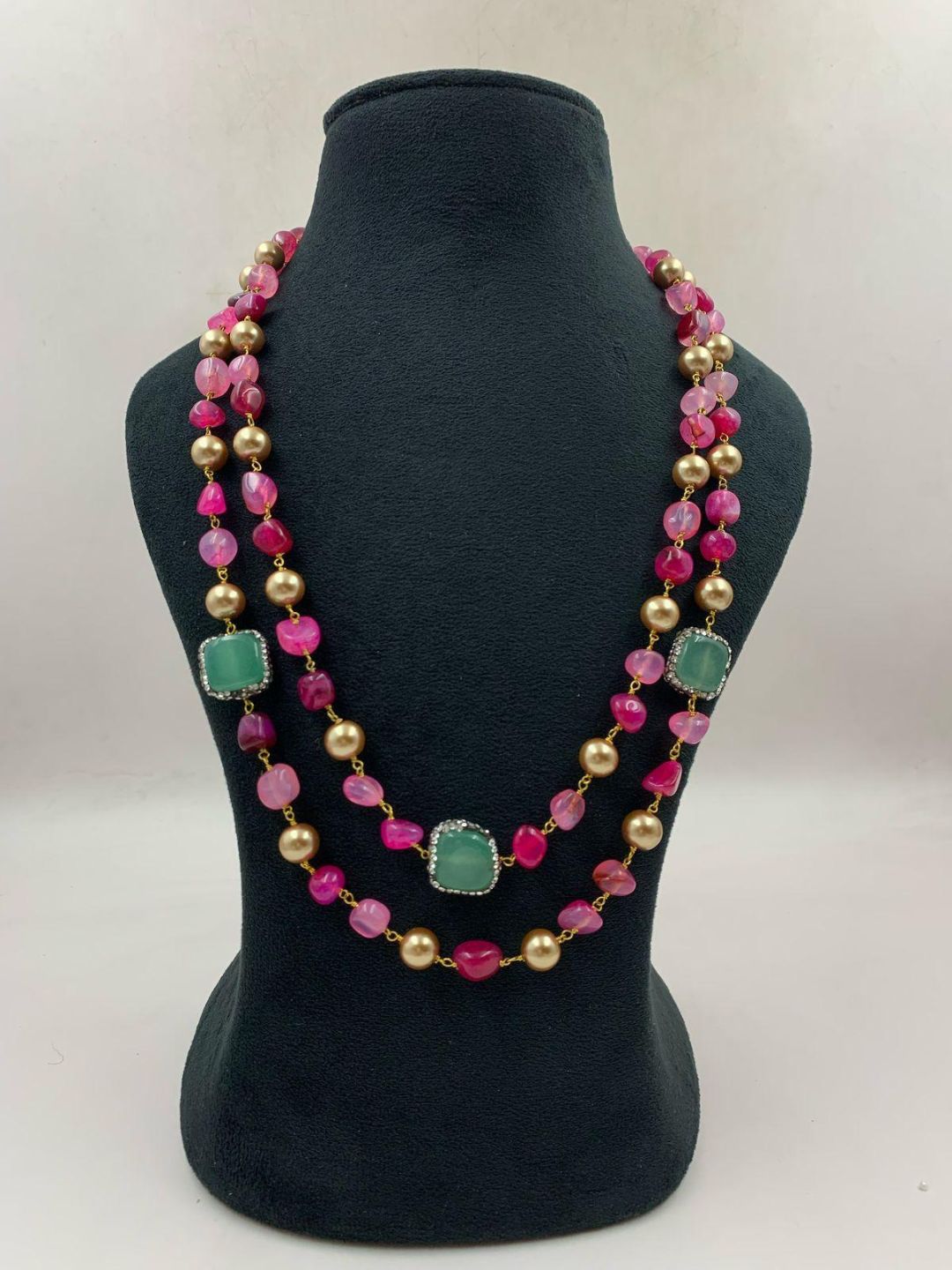 Ishhaara Pink Multicolor Natural Stone With Glass Beads Necklace