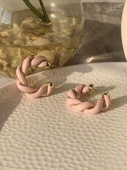 Ishhaara Sanjana Sanghi In Twisted Round Hoop Earrings