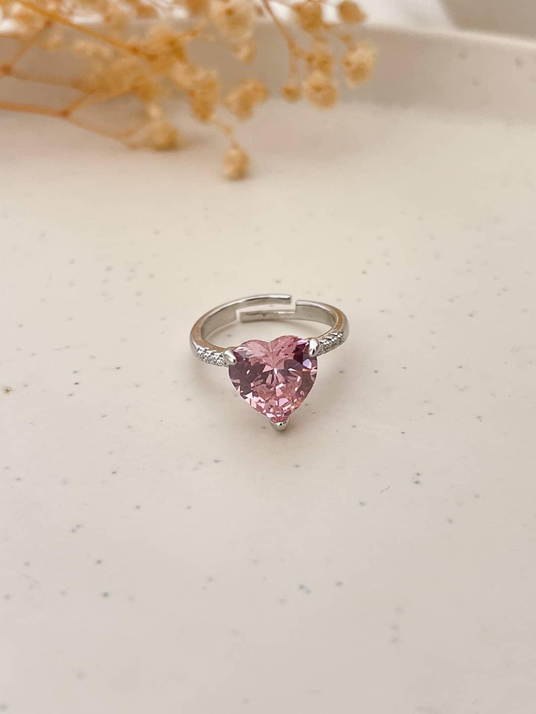 Ishhaara Pink Sweetheart Diamond Heart Ring