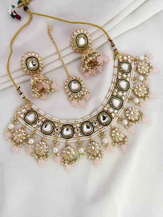 Ishhaara Pink Traditional Square Shaped Kundan Studded Choker