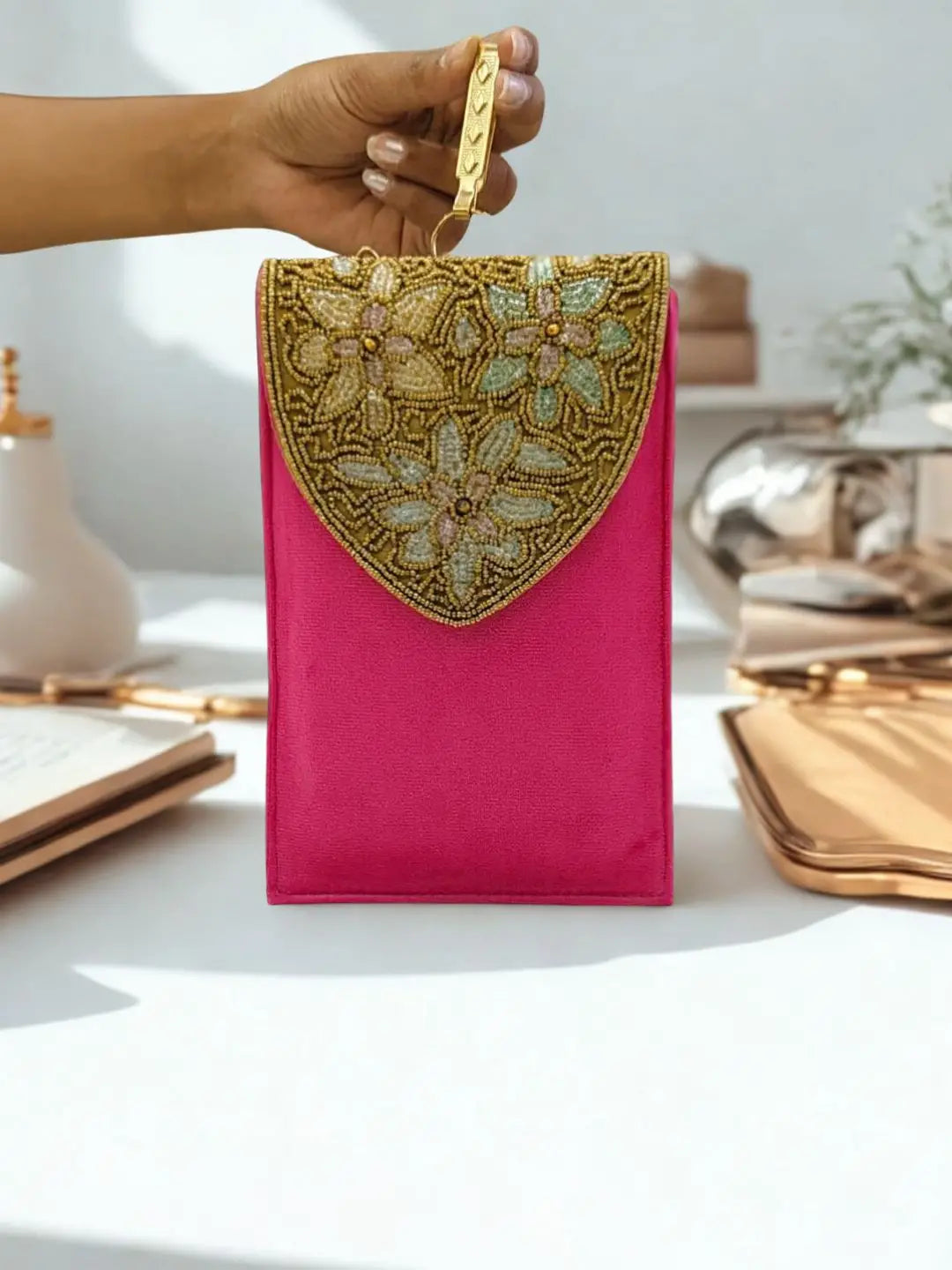 Ishhaara Pink Velvet Majesty Phone Clutch Bag