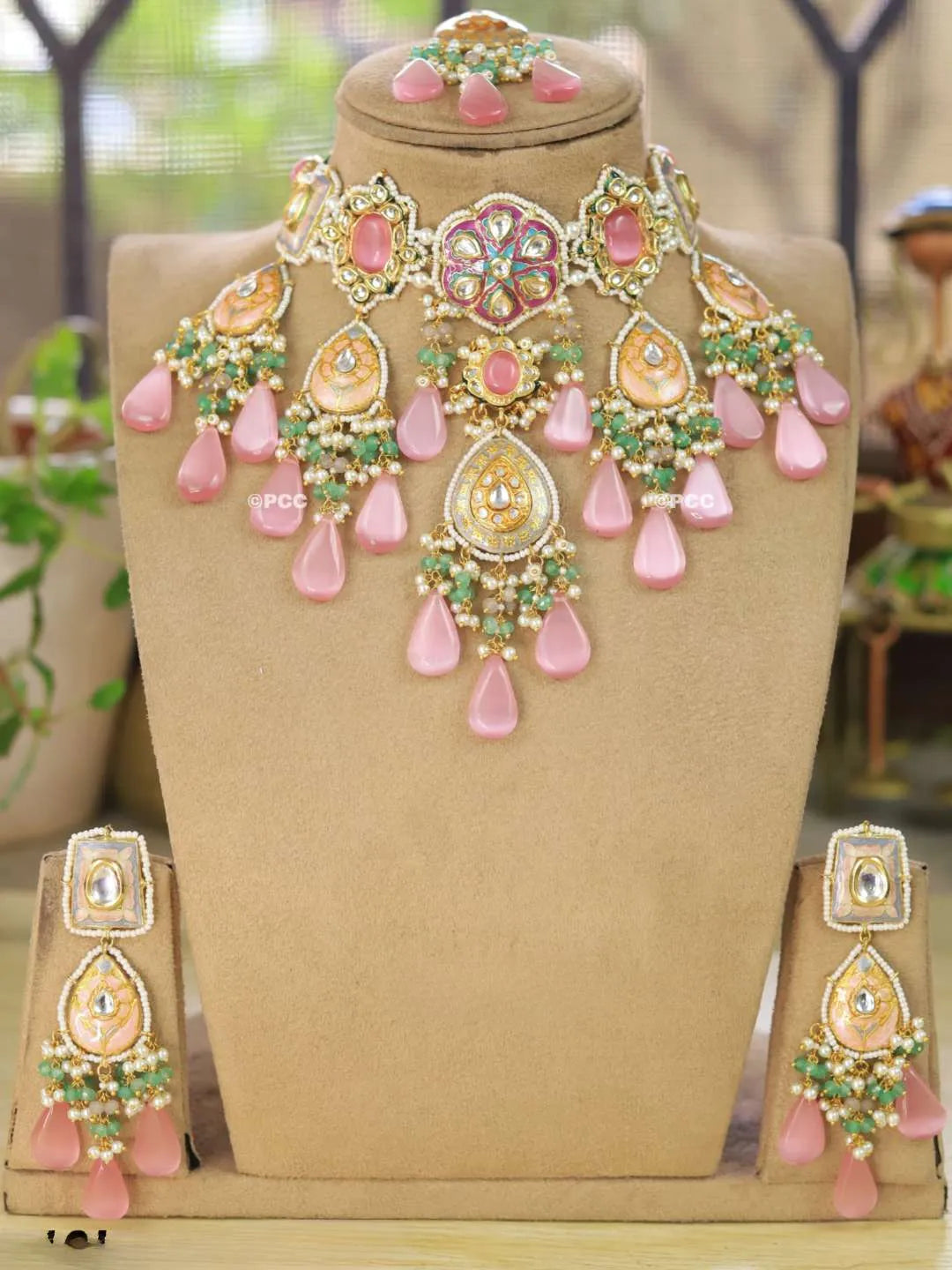 Ishhaara Pink Vintage Glamour Choker Necklace With Earring Sets