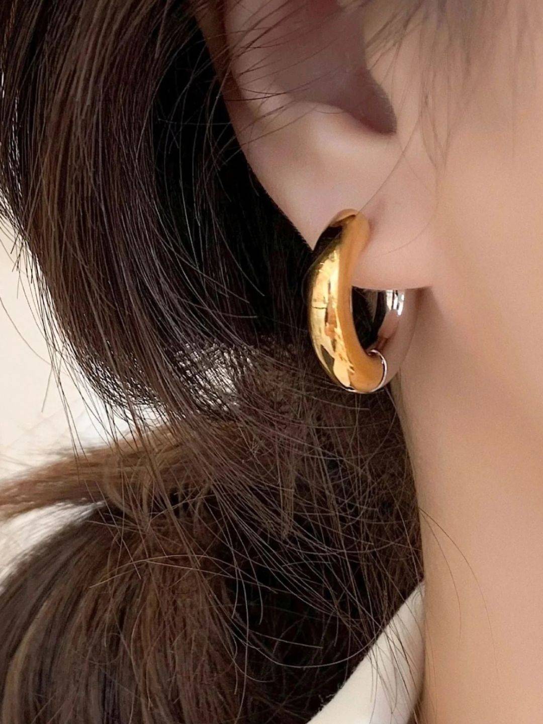 Ishhaara Pinned Hoops