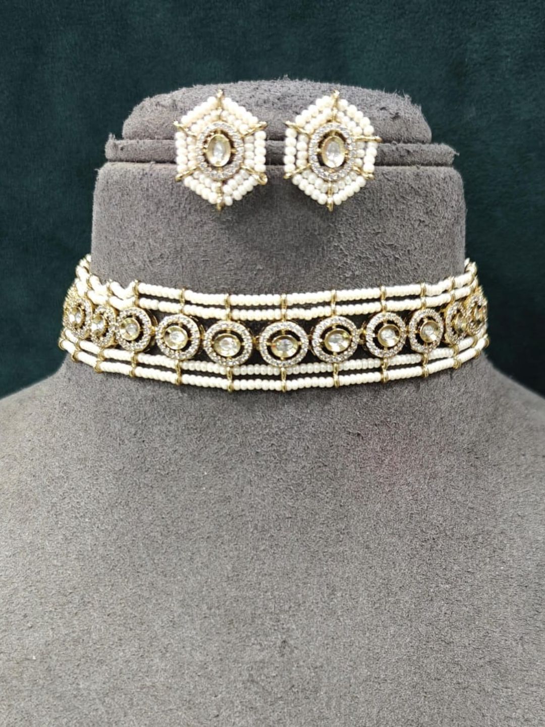 Ishhaara Polki And Pearl Choker Set