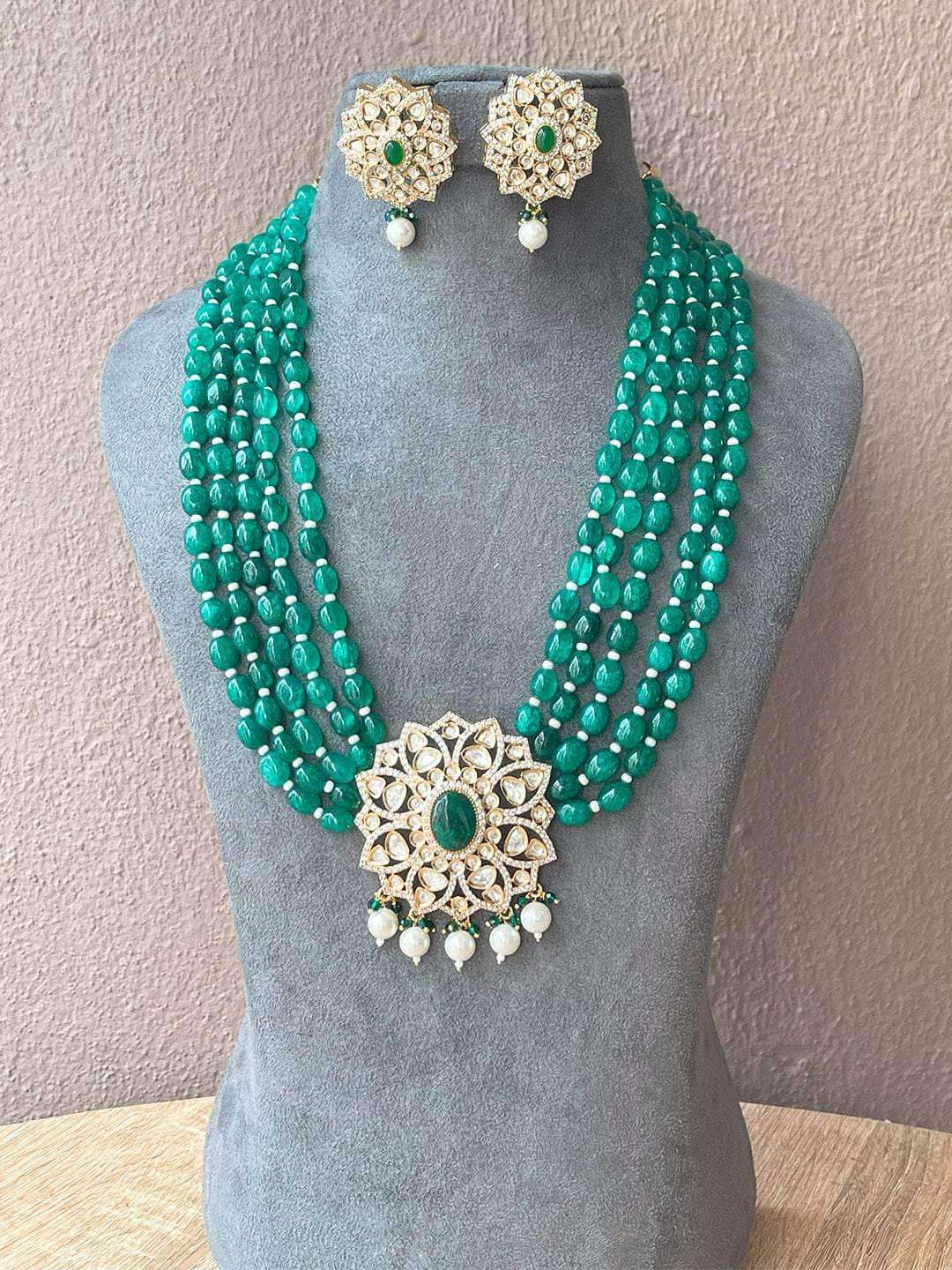 Ishhaara Polki Applique Floral Pendant Green Mala Set