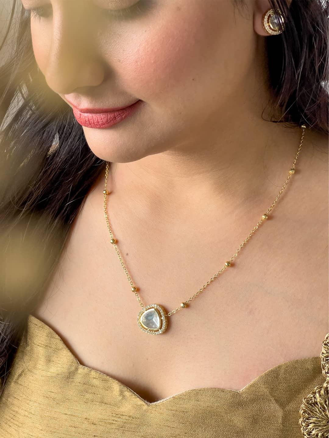Ishhaara Polki Stone Pendant Chain Necklace