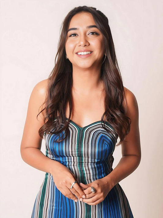 Ishhaara Prajakta Koli In Frida Balls With White Crystals Ring