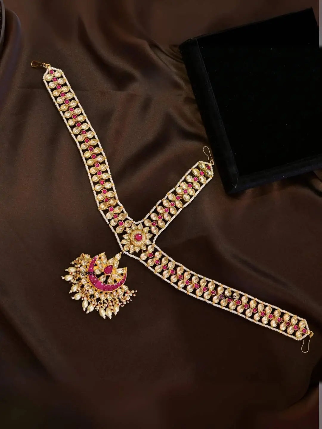 Ishhaara Precious Jadau Kundan Sheeshphool