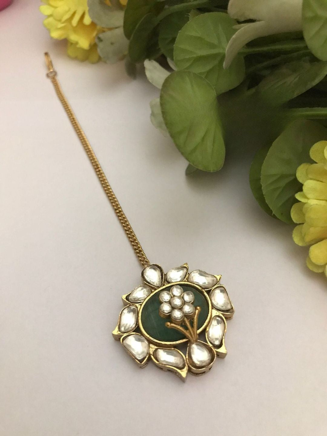 Ishhaara Precious Stone Studded Maang Tikka