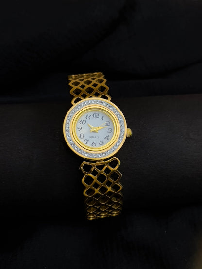 Ishhaara Premium Anti Tarnish Daily Wear Openable Watch